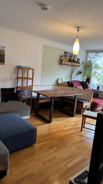 City apartment next to Oktoberfest - 3