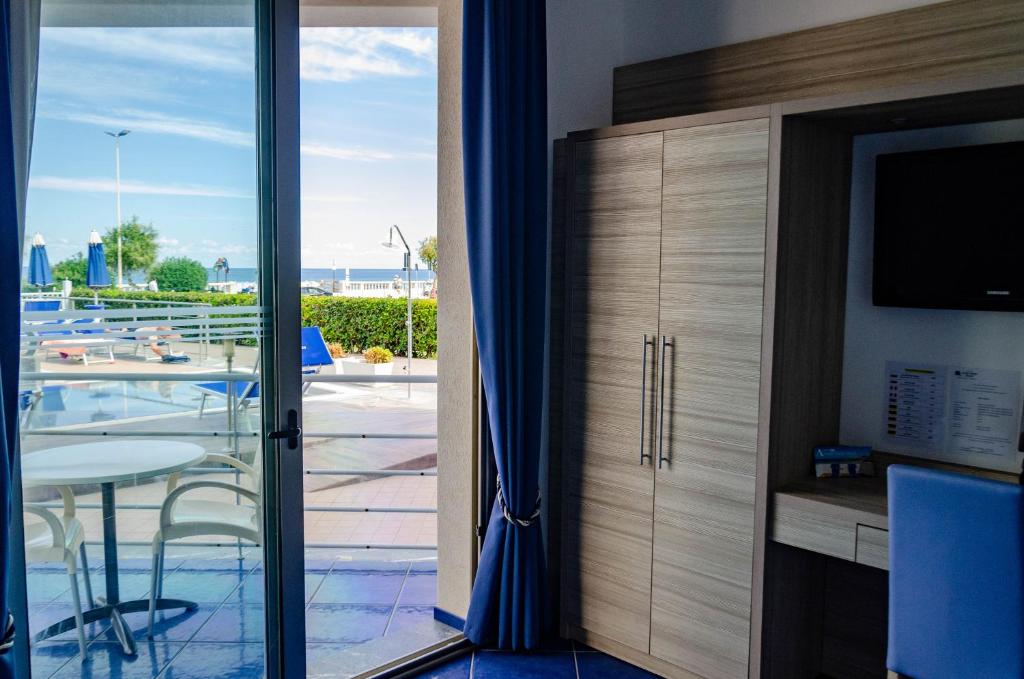 Astro Suite Hotel — Pokoje in Cefalù, Sycylia