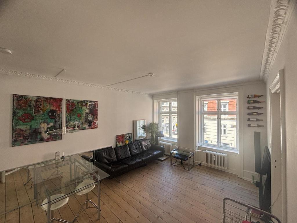3-Room Luxury Nørrebro Artist Apartment, Copenhagen