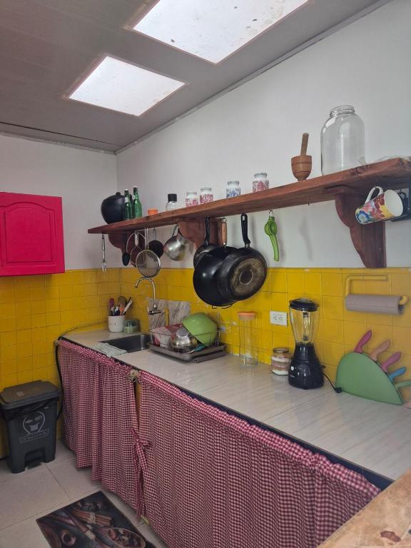 Casa rustica y familiar con piscina en La Vega Cund - 4