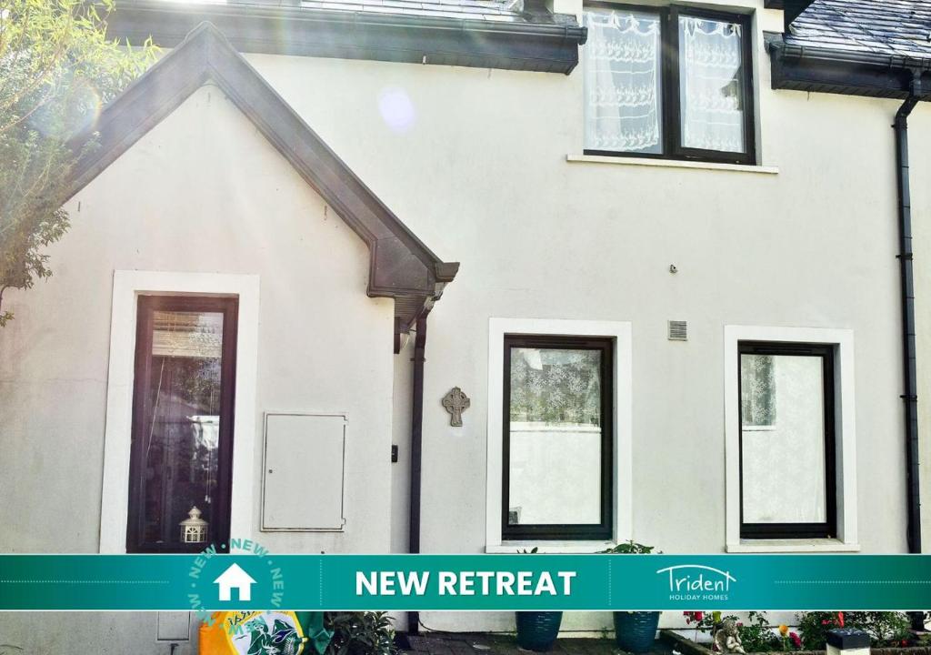 Skellig Fuchsia Lodge Ballinskelligs by Trident Holiday Homes, Dungeagan