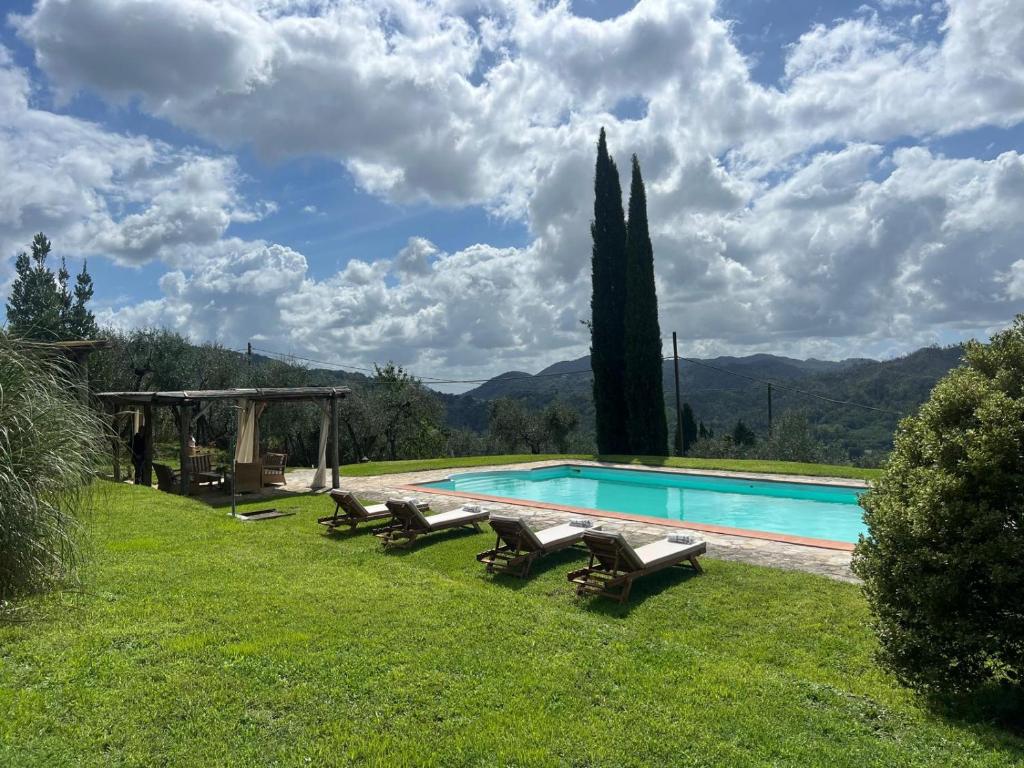 Tuscan Hideaway - 5