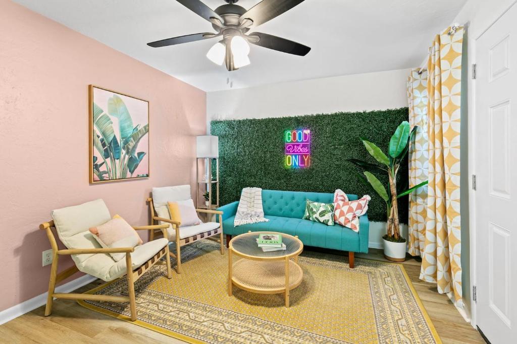 Pet Friendly King Min From Uf, Stadium & Shands, Gainesville