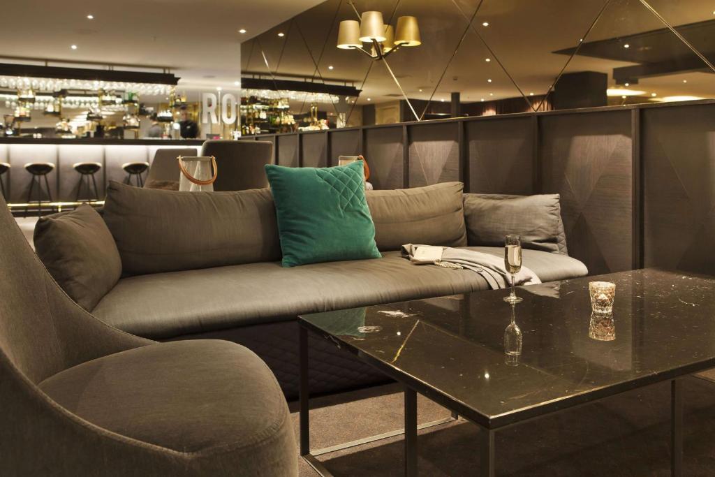 Bar/lounge
