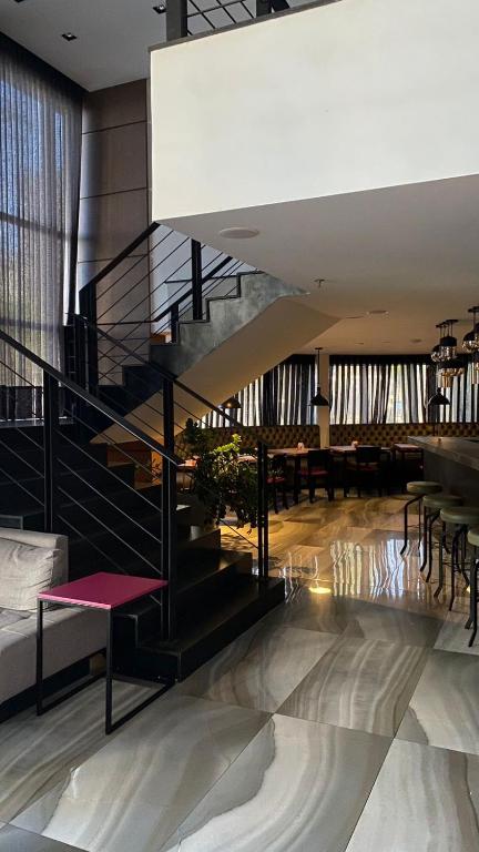 1507 Qs Hotel Facility