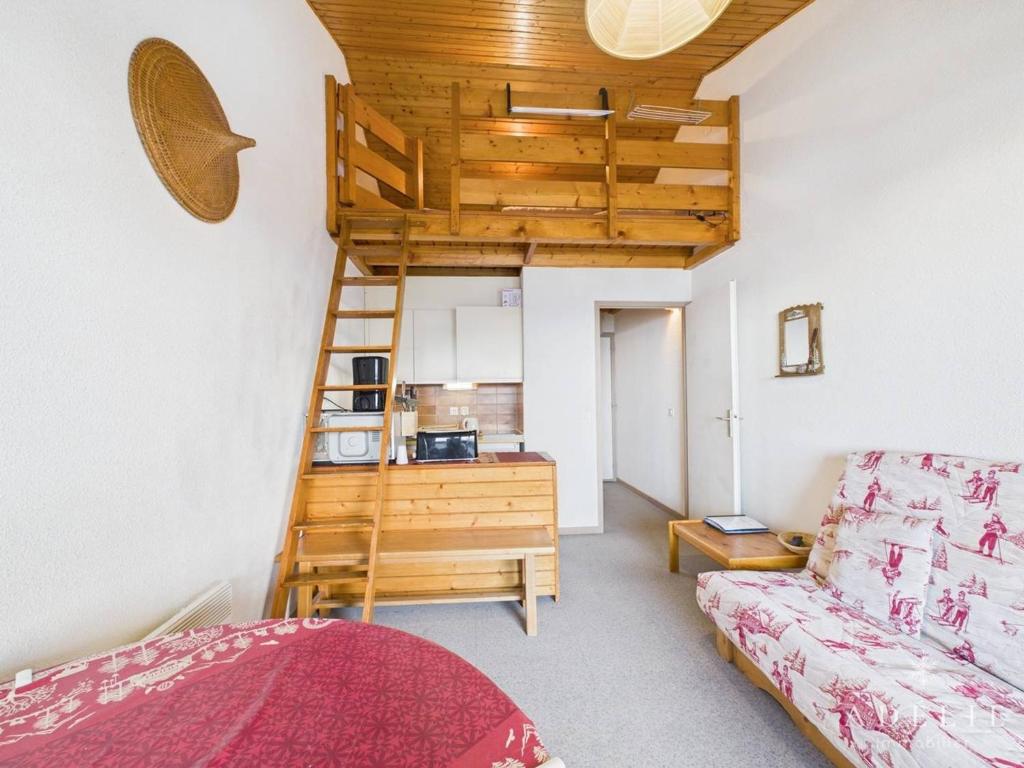Studio mezzanine cosy, balcon plein sud, quartier calme, proche pistes et commerces, navette gratuite - FR-1-398-554 - 4