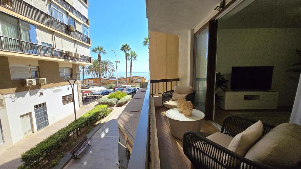 Premium Monthly Rental Beach Front by Del Parque Flats - 1