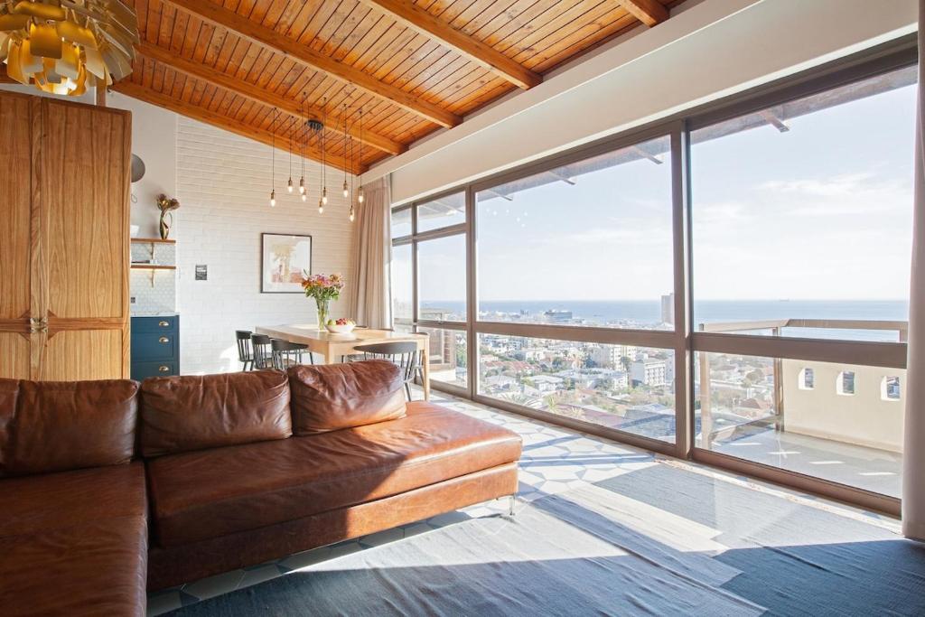 Chamonix 16 by CTHA, Kapské Město