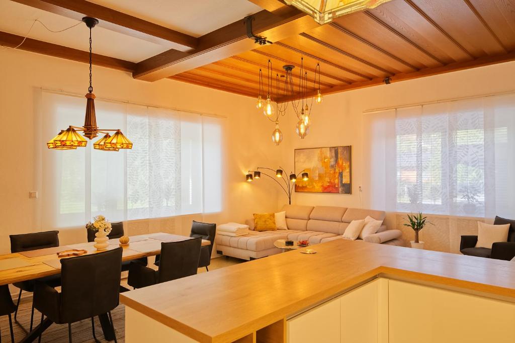 Lauras Ferienwohnung - Ihre Wohlfühloase in der Südweststeiermark mit Garten, Pool, Biotop & Weinbar - 3