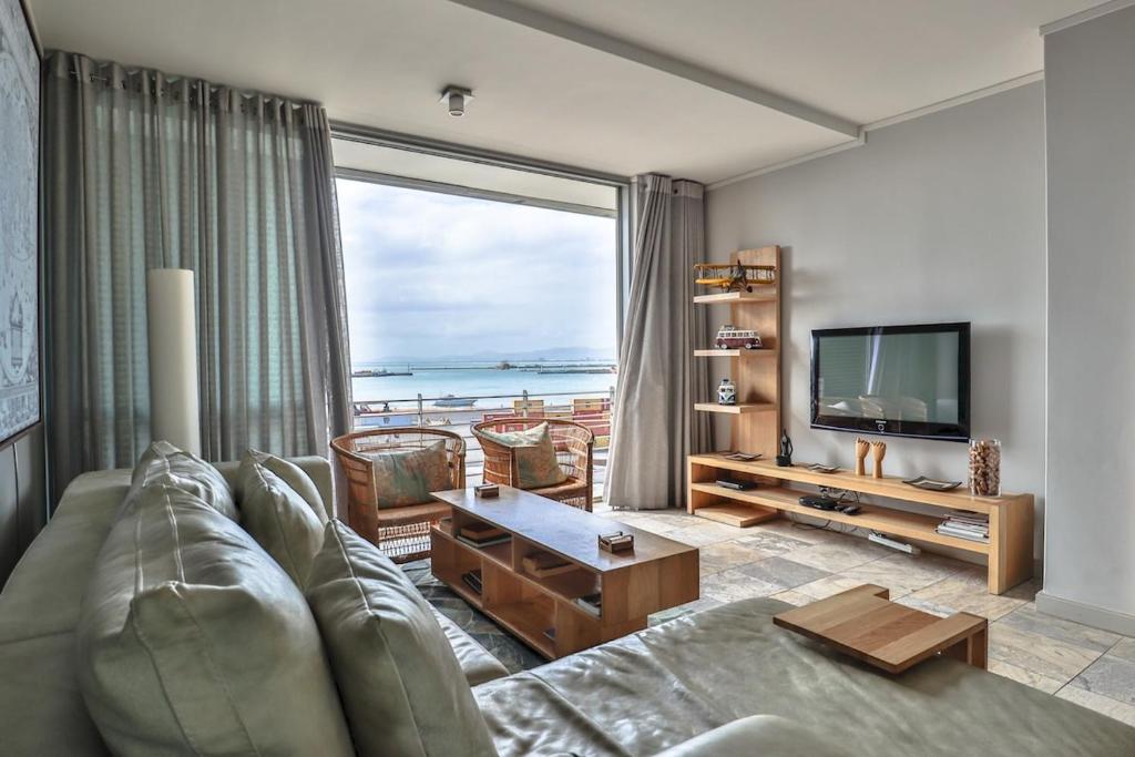 Harbour Bridge 417 by CTHA, Kapské Město