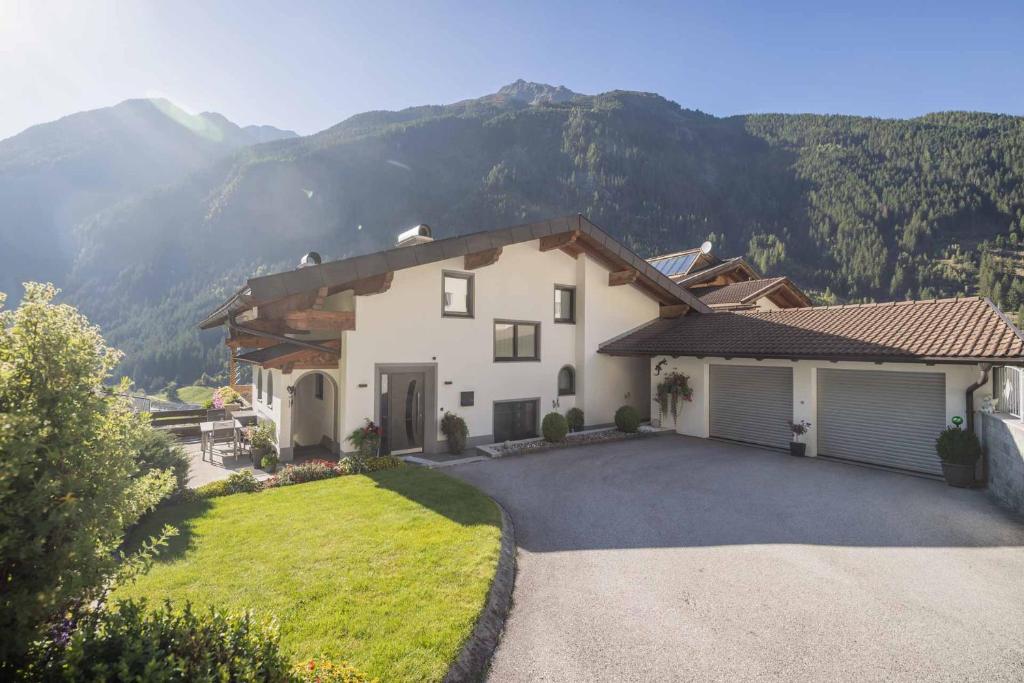 Haus Larcher - 3