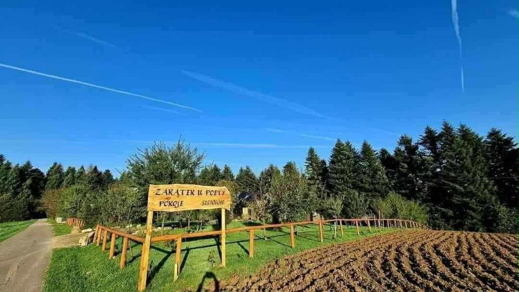 Zakątek u Poety Dąbrówka, Jasło