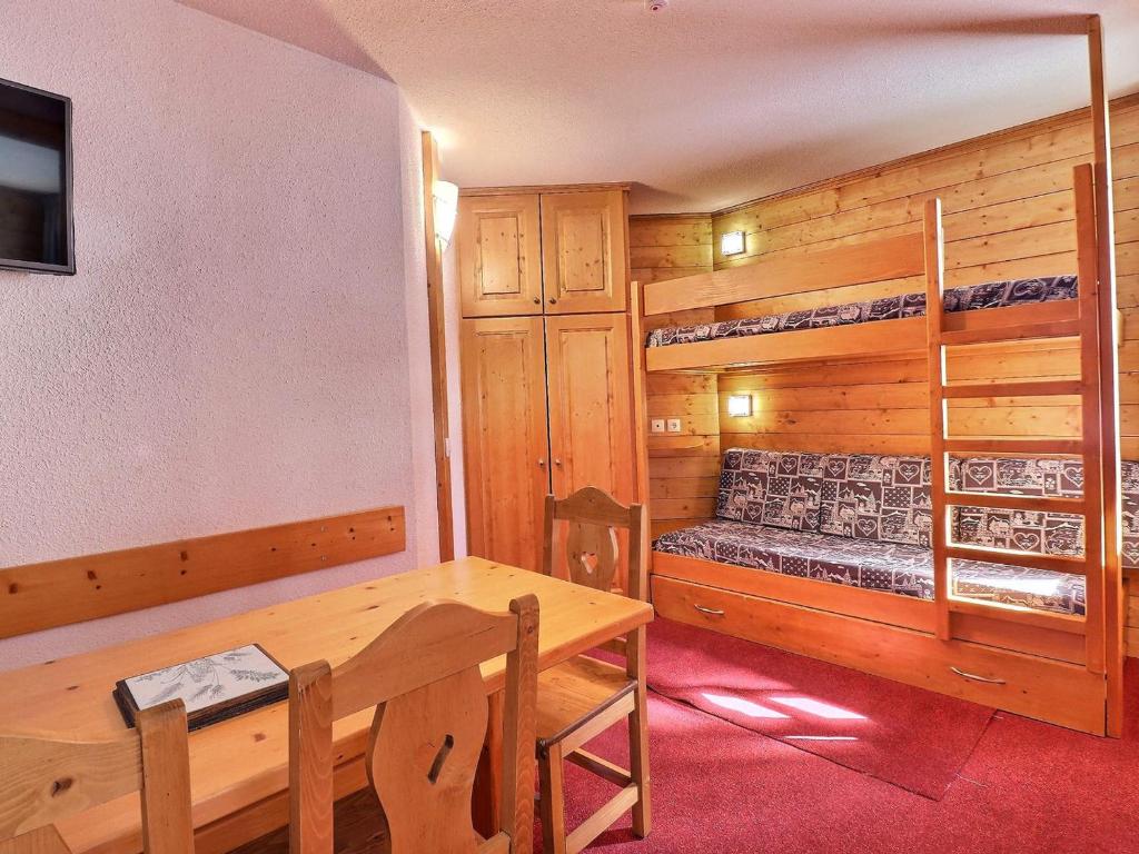 Studio divisible skis aux pieds, proche commerces, Wi-Fi gratuit, 4 pers, Méribel - FR-1-182-233, Les Allues