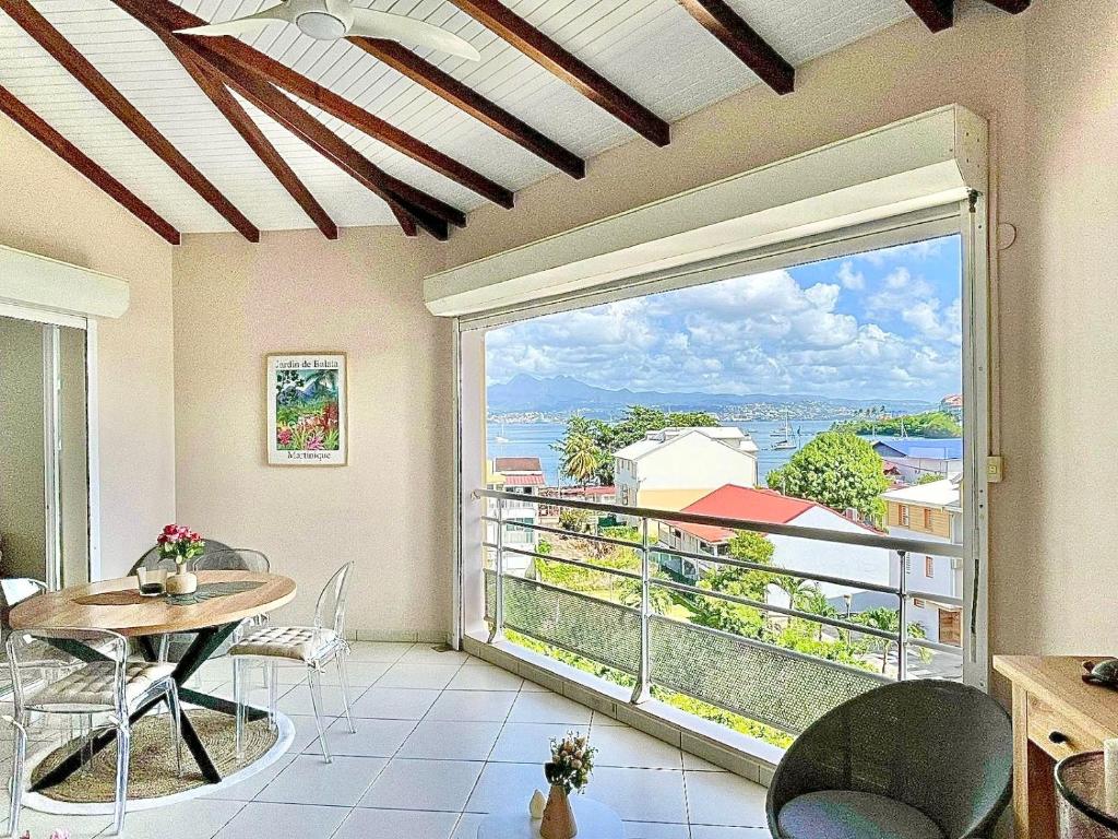 Face à la mer, appartement de standing aux Trois Ilets, Les Trois-Îlets