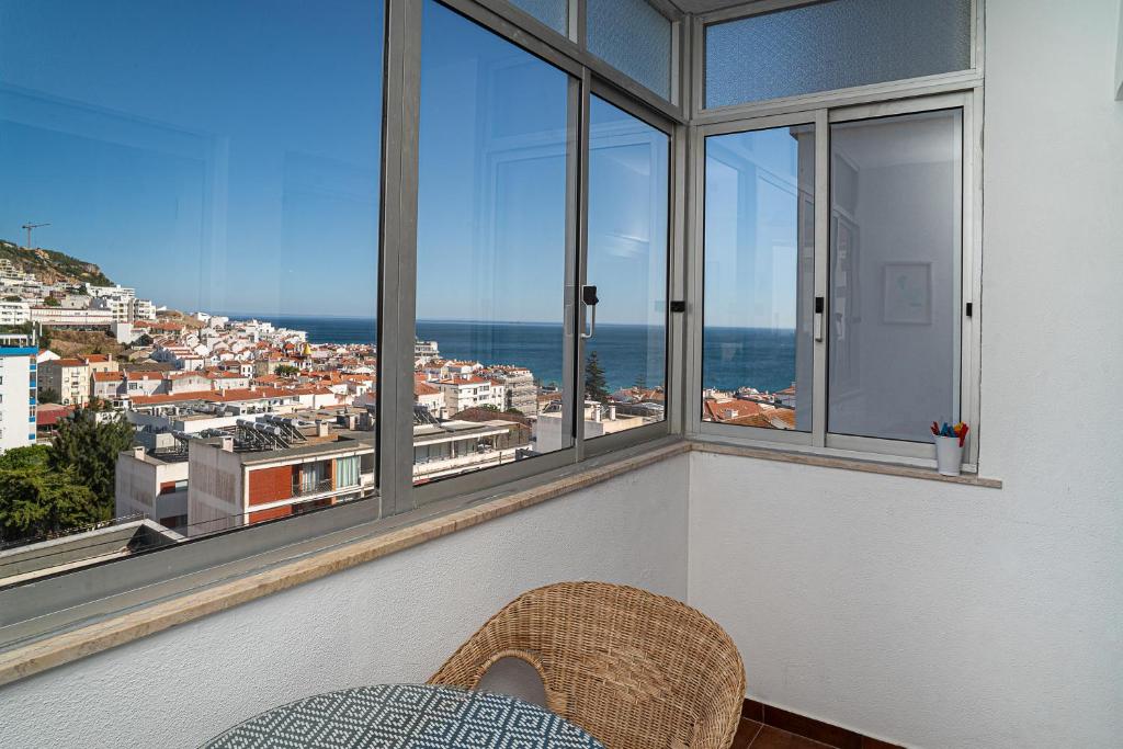 Sesimbra 99 - Apartment with Seaview, 5min walk to the Beach, Sesimbra