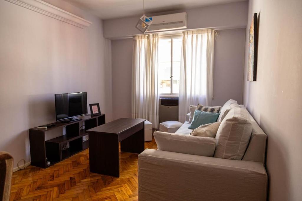 Bright and warm apartment in the heart of Palermo - 2
