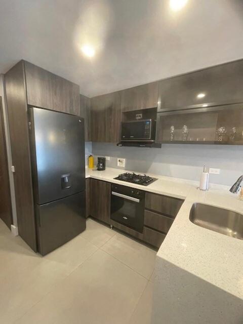 Elegant Studio -Near Parque Poblado & Provenza - 4