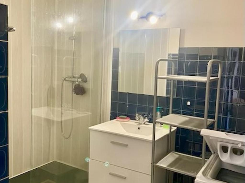 Studio confortable avec balcon à Amélie-les-Bains - WIFI - FR-1-703-219 - 3
