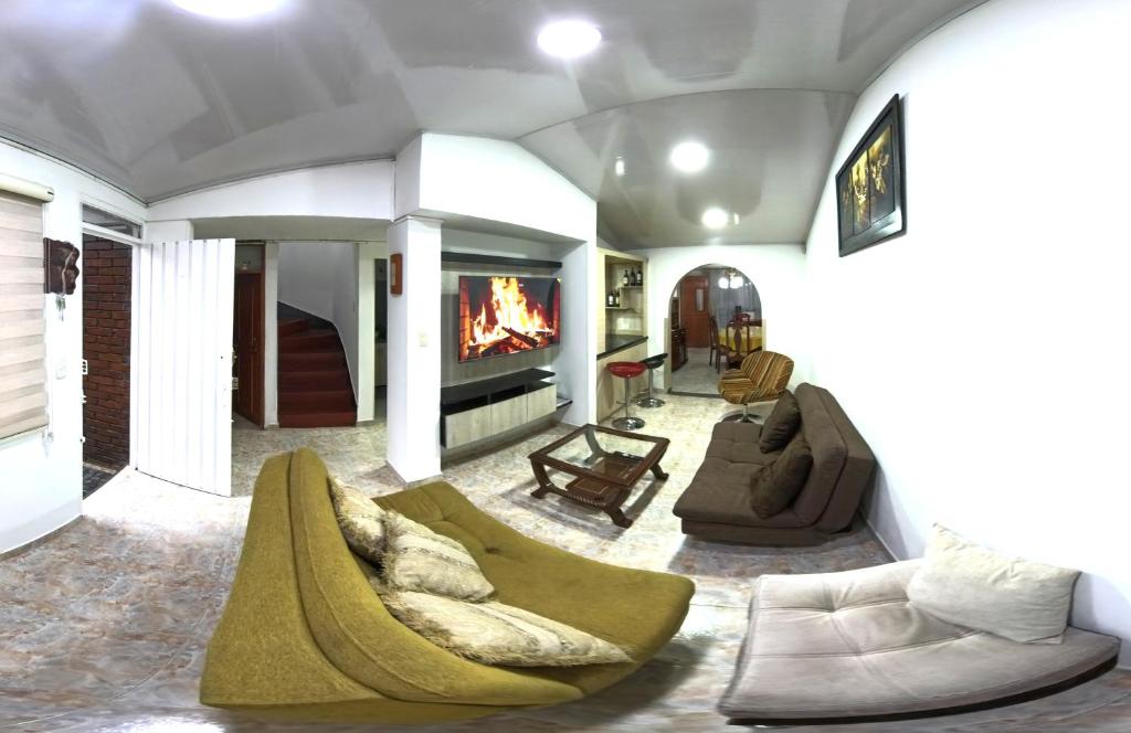 Casa de huéspedes aeropuerto CAS - 1