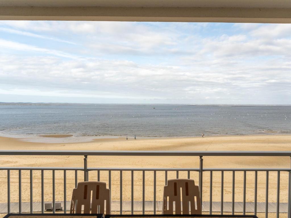 Studio cabine avec balcon, parking privé, accès direct plage, proche centre ville - FR-1-319-44 - 3