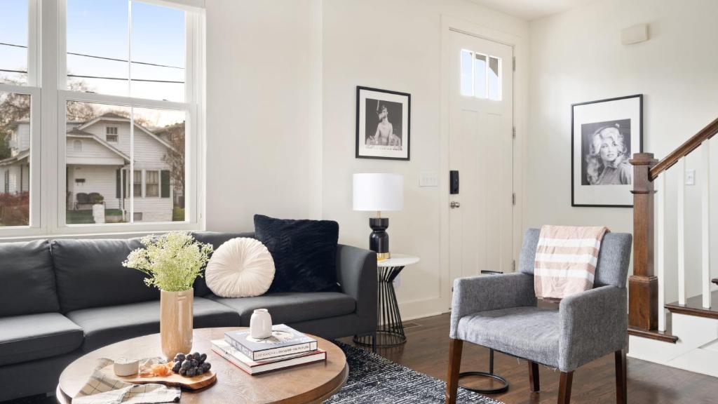Hart Suite 5 by AvantStay Gorgeous Town House w Modern Amenities in Nashville, Nashville