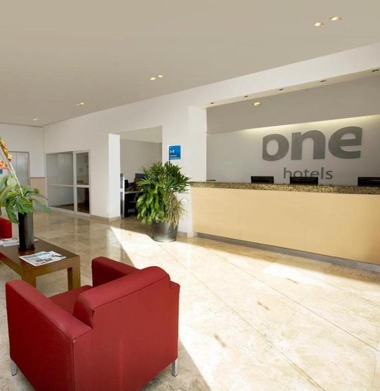 フロント・ロビー