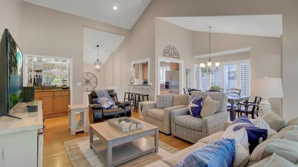 24 Fairway Dunes by AvantStay Golf Course View Swimming Complex, Isle of Palms