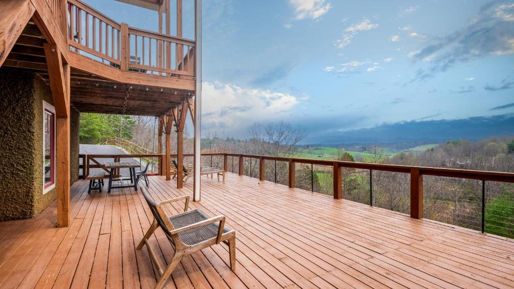 Silver Spoon by AvantStay Hot Tub Views Billiards Group Retreat, Leicester