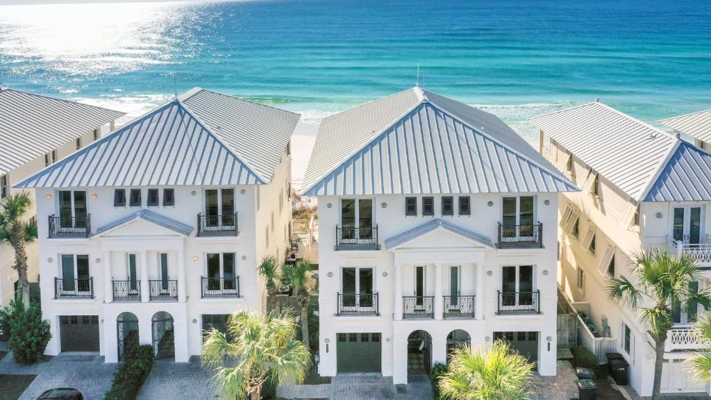 Seabird by AvantStay Beachfront Home w Plunge Pool Amazing Views, Destin