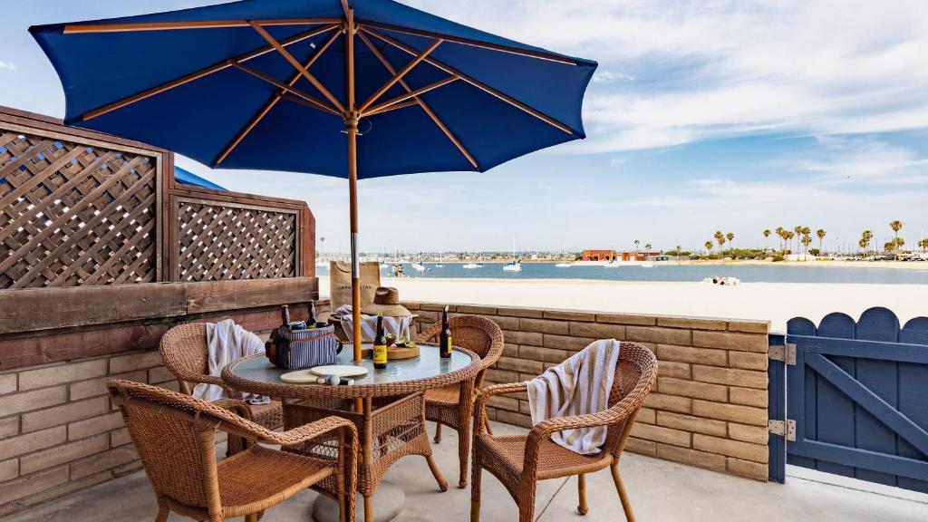 Bay View II by AvantStay Ocean View Mission Beach Home on the Sand, San Diego