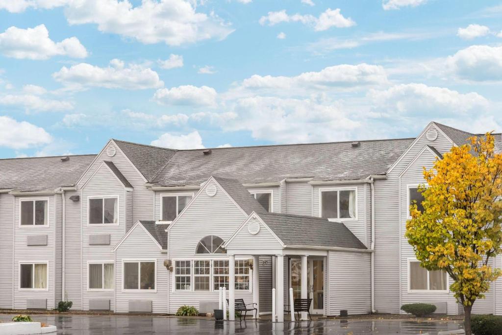 Baymont by Wyndham Henrietta - Rochester, Henrietta