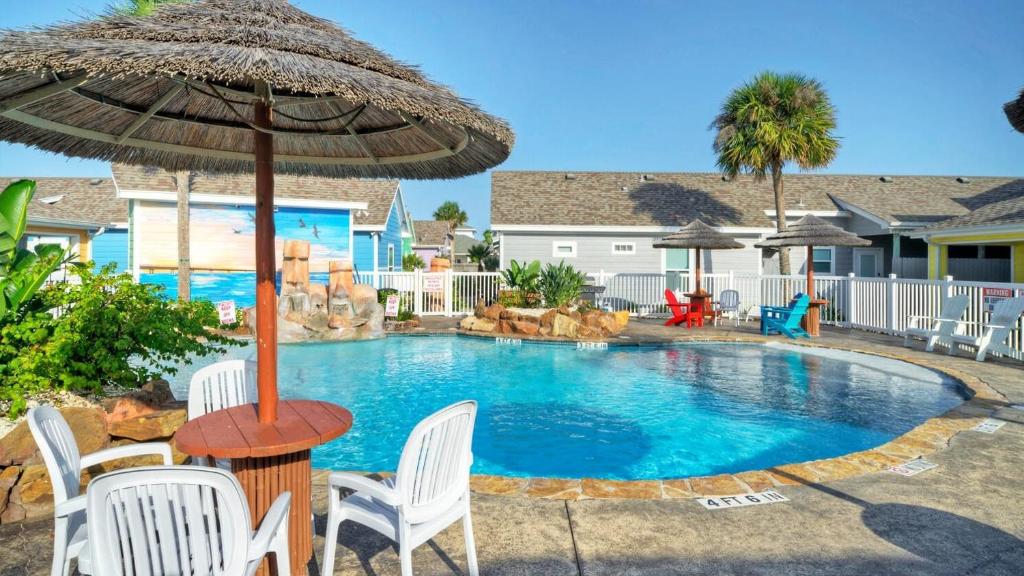 Coastal Vibe by AvantStay Sunset at the Pool and Playscape, Port Aransas