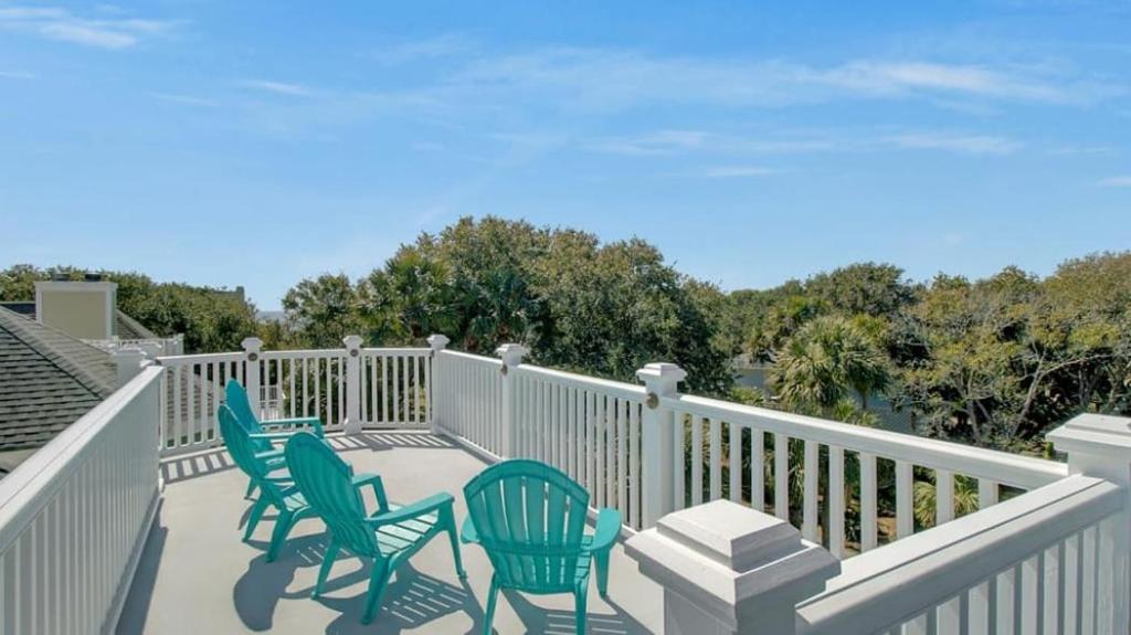 5 Grand Pavilion by AvantStay Ocean View Rooftop Deck, Isle of Palms