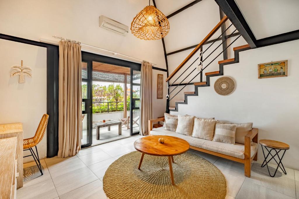 Batu Bolong Studio, Canggu