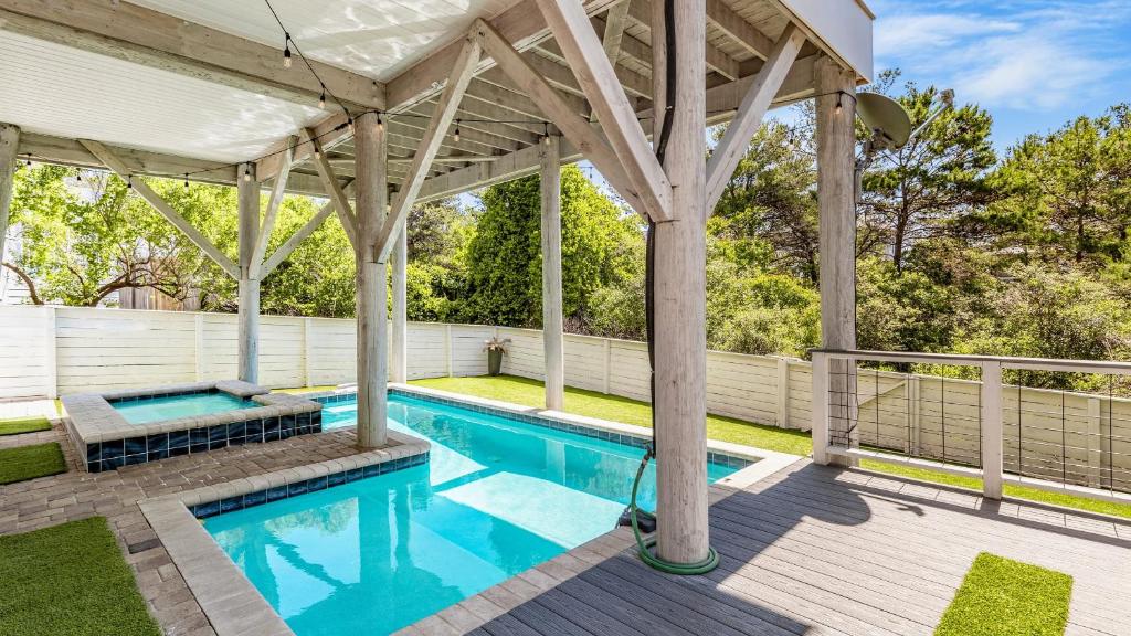 Seacrest Paradise by AvantStay Steps to the Beach Pet Friendly, Destin