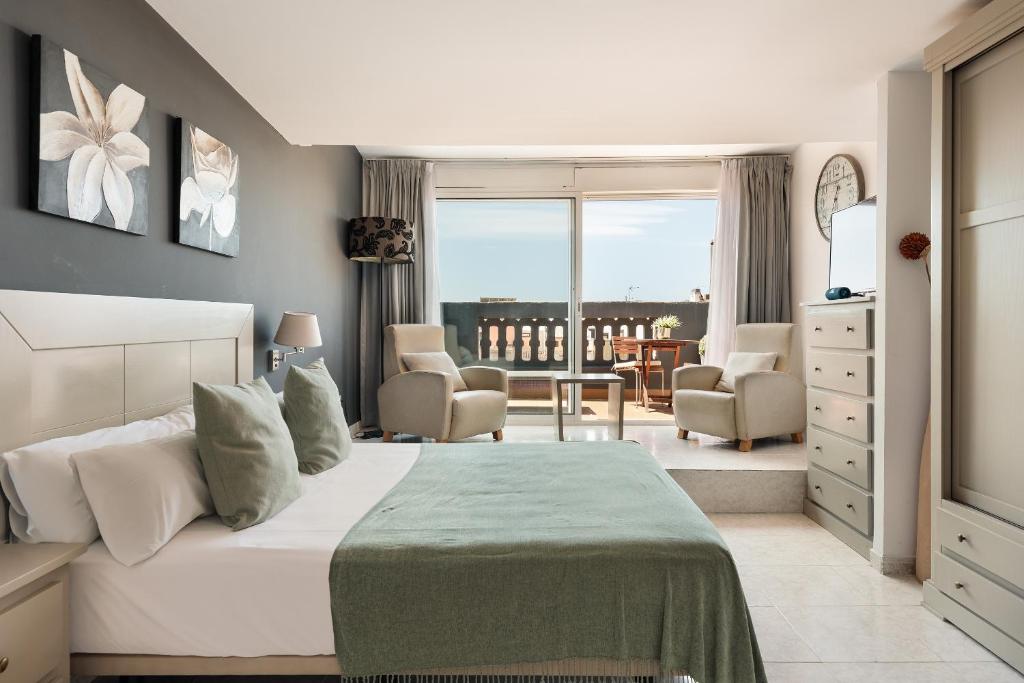 Andreas Apartments - 1