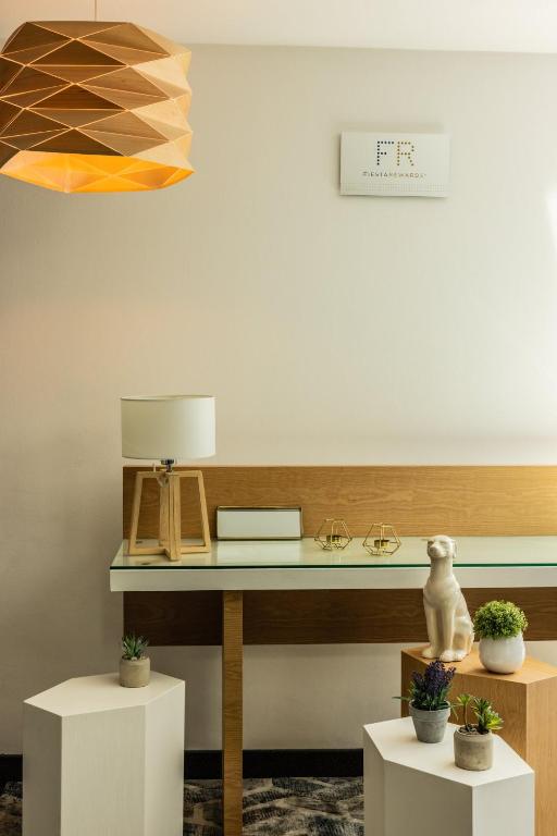 フロント・ロビー