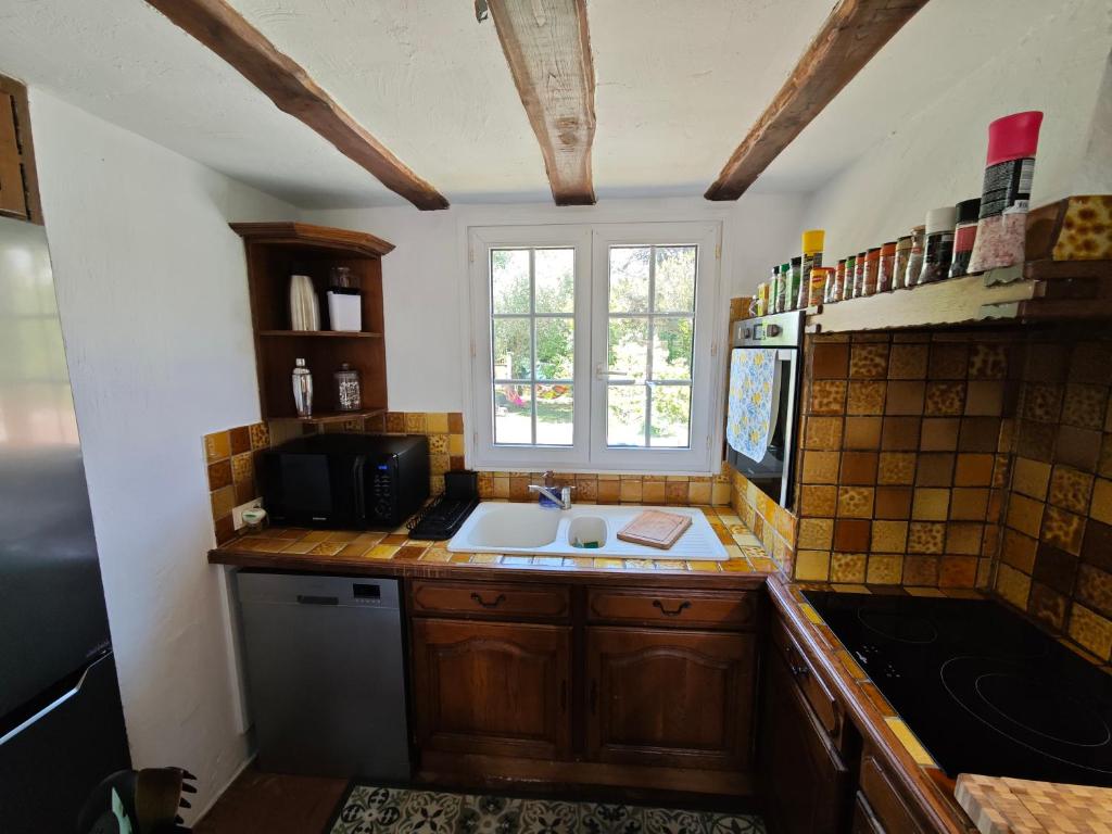 Provençal detached house and private pool - 2