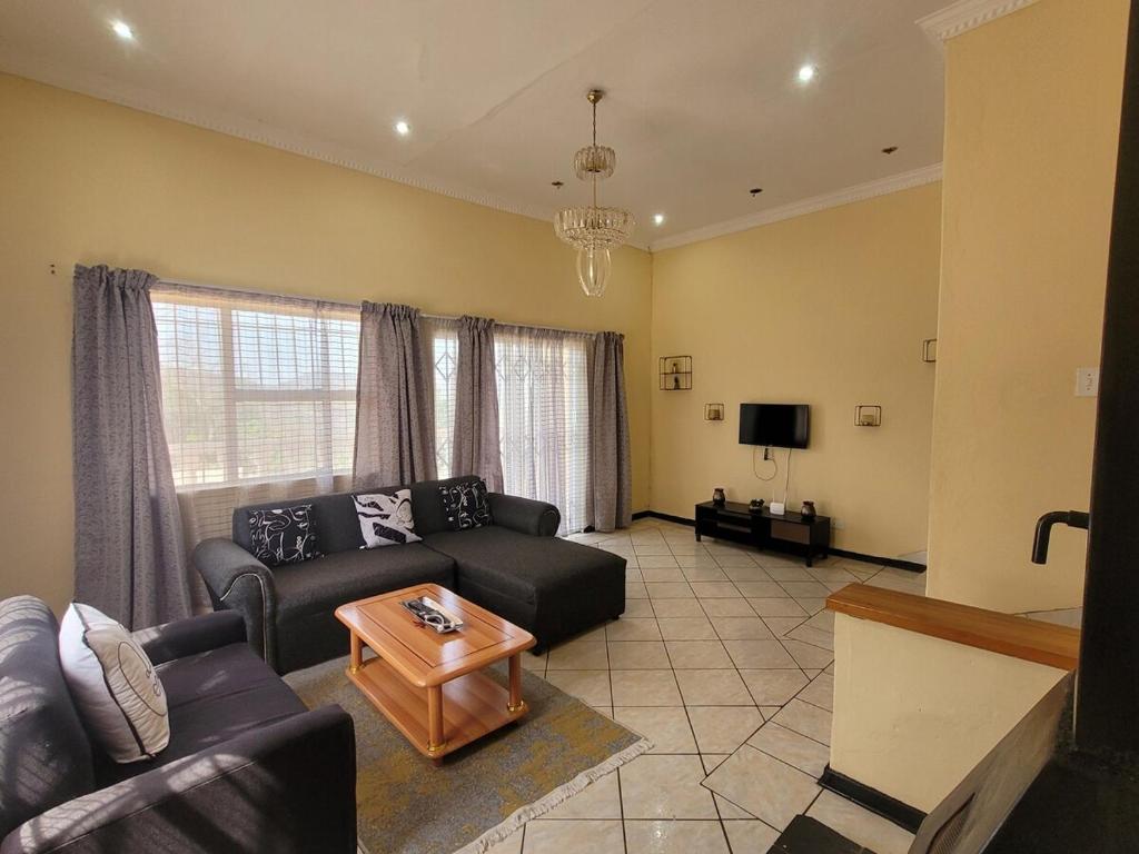 Casa Gabriel, Mbabane