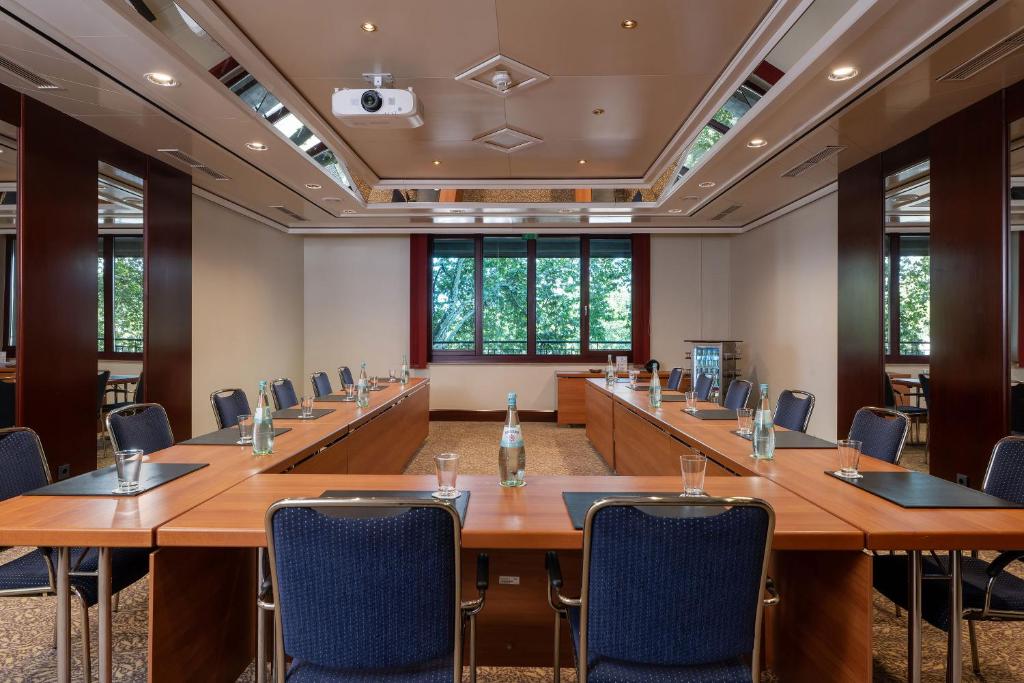 Tárgyalóterem/bálterem