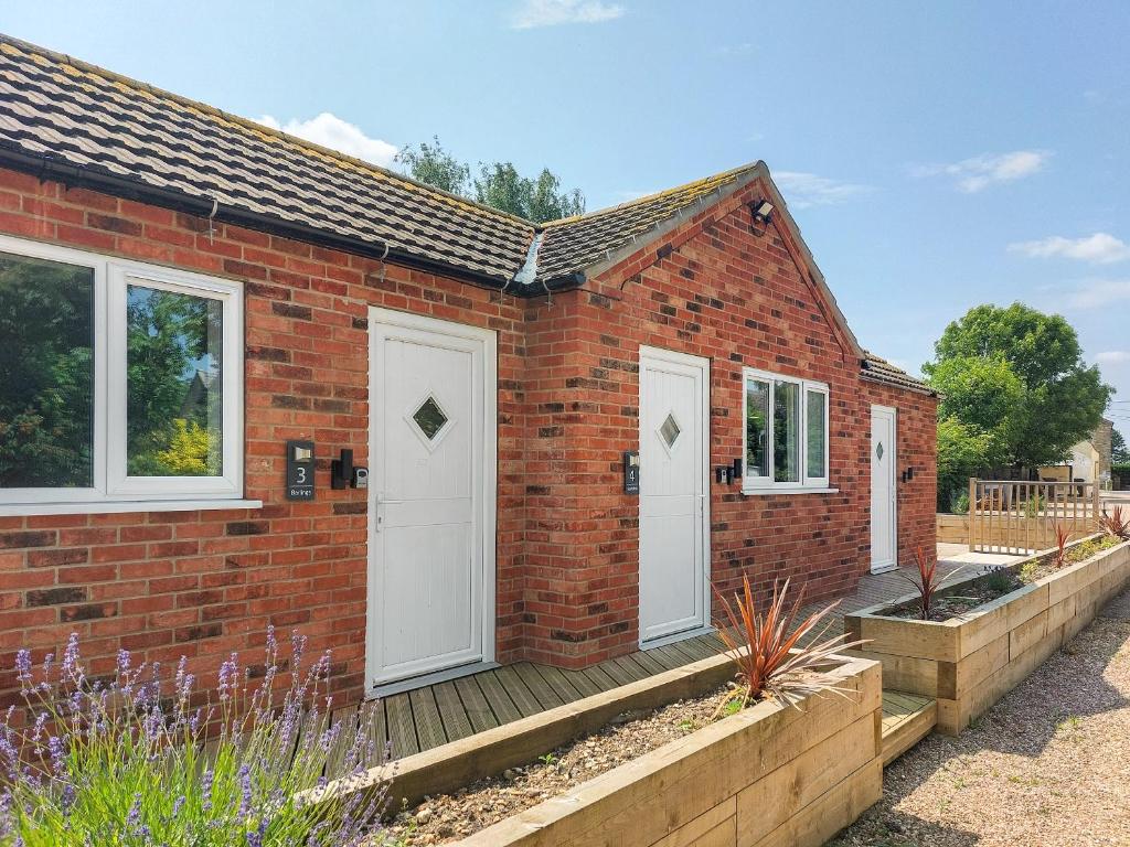 Barlings - Uk49437, Walcot