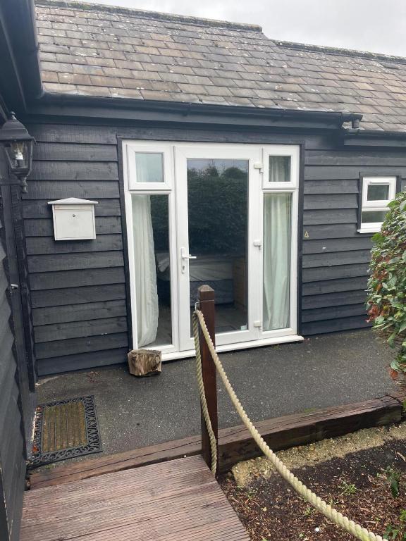 ラッチミード (Latchmead)