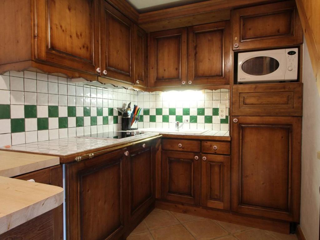 Chalet 4 pièces + mezzanine, 8 pers, WiFi, parking, proche spa, arrêt ski-bus - FR-1-572-112 - 5