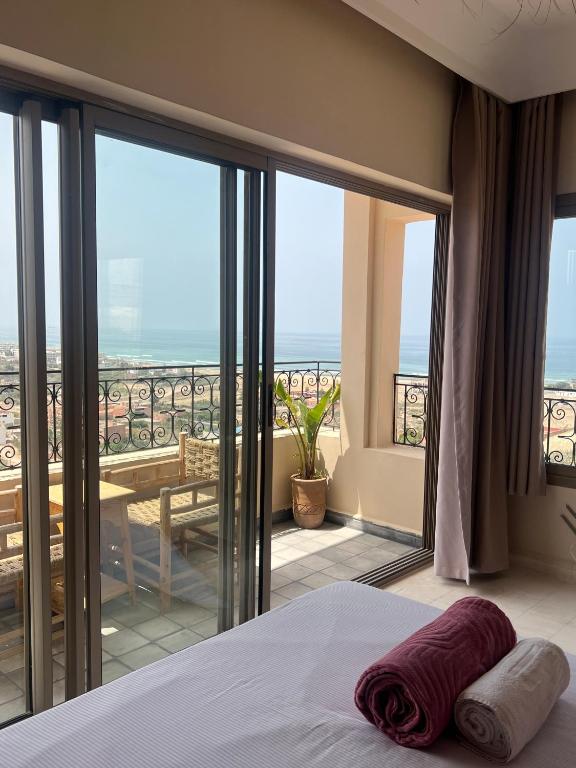 Cowave Tamraght, Tamraght Ouzdar