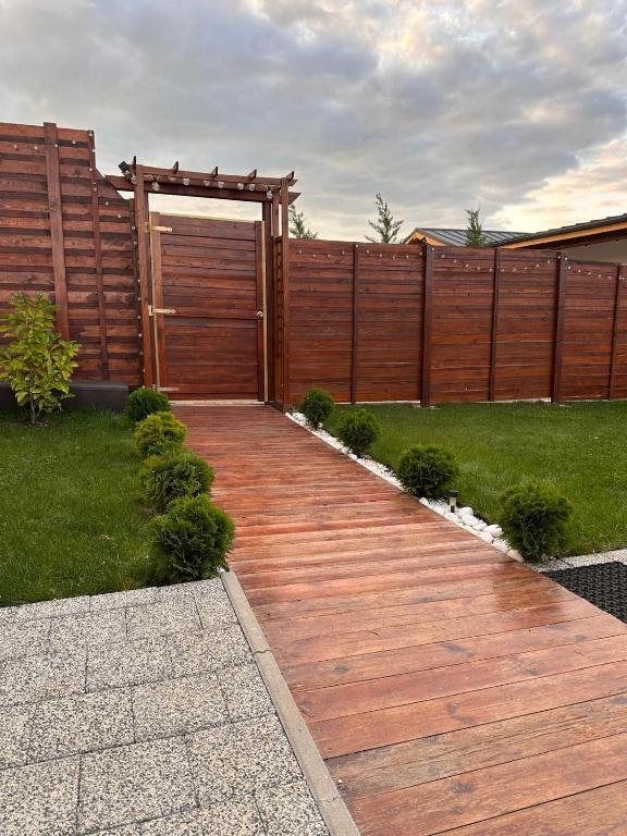 Mika Tiny House, Daia