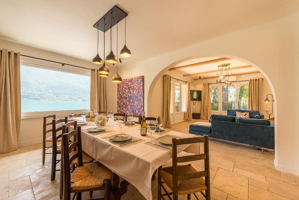 Villa Riviera - Plage privée et vue lac - 1