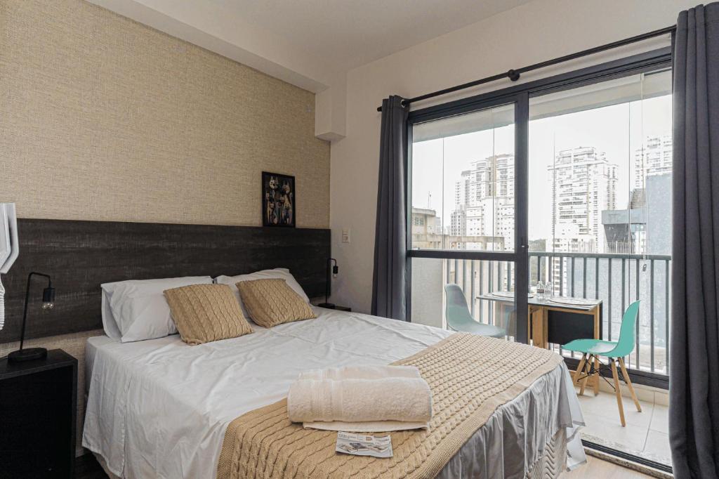 Loft Glow Brooklin 1301 - Piscina, Academia e Lavanderia - Próximo ao Metrô Brooklin, São Paulo