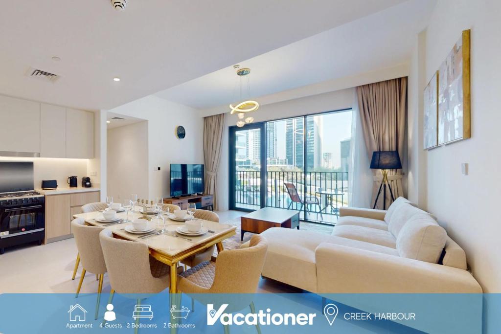 Vacationer l Chic 2 Bedroom l Prime Location in Creek Harbour l Pool View, Dubaj