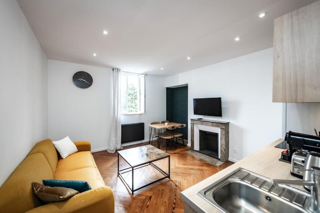 T2 completely renovated - Downtown Rouen, Rouen