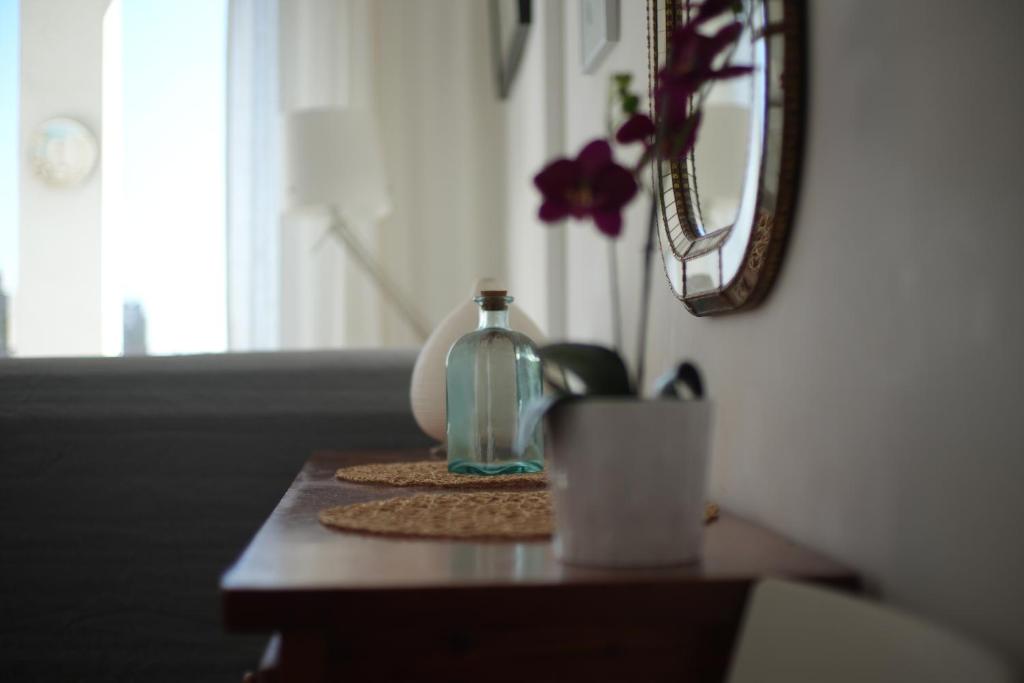 Quiet Studio in Fenals with Balcony, Pool and Workspace for Medium-Term Rental - 3